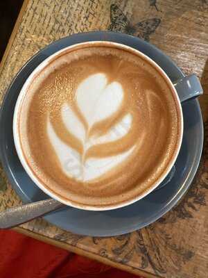 La Viola Cafe & Bistro