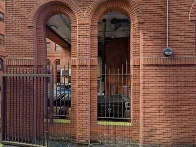 La Baguette Sandwich Shop