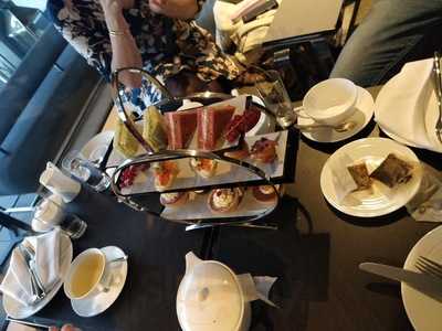 Big Ben View Lounge At Park Plaza Riverbank