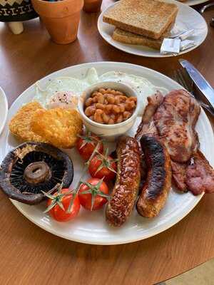 Sherfield On Loddon Garden Centre And Cafe