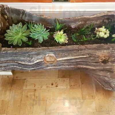 Luigi's Restaurant Pizzeria