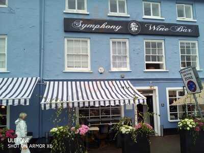Symphony Wine Bar