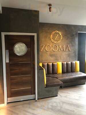 Zooma