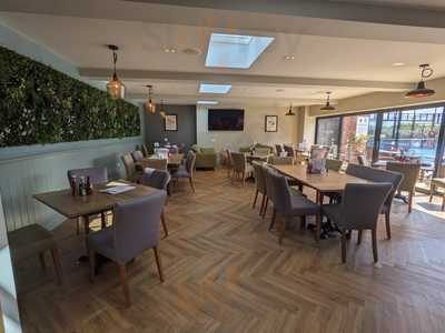 Hartley’s Cafe-bar