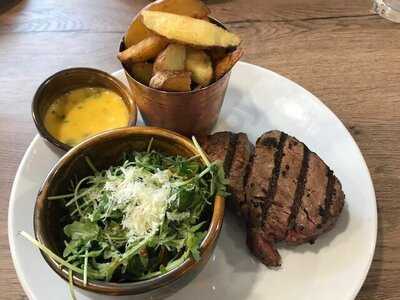 Coppertrees Bar & Grill