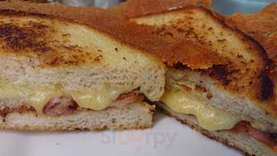 The Plotting Room Restaurant