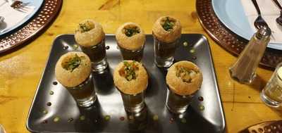 King Of Naan - Kake Di Hatti