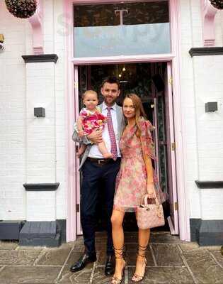 The Treehouse Bar & Restaurant