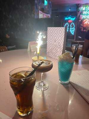 The Treehouse Bar & Restaurant