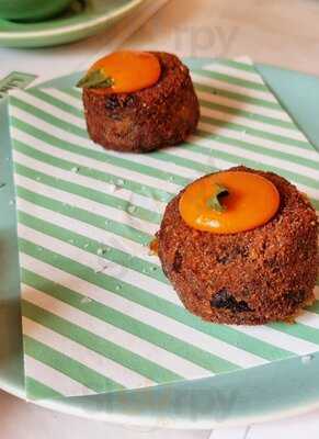 Lina Stores King's Cross Restaurant & Deli