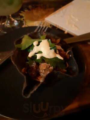 Nomad Bar & Restaurant