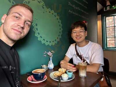 Parlormade Cafe And Scone House