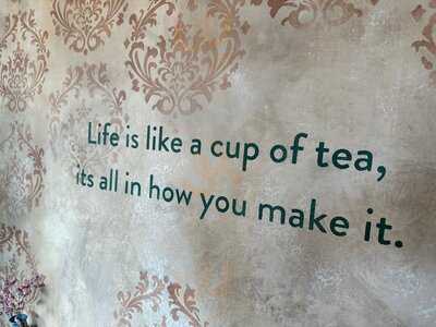 Parlormade Cafe And Scone House