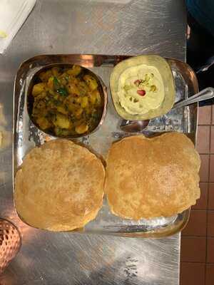 Pooja's Street Side Indian Vegetarian