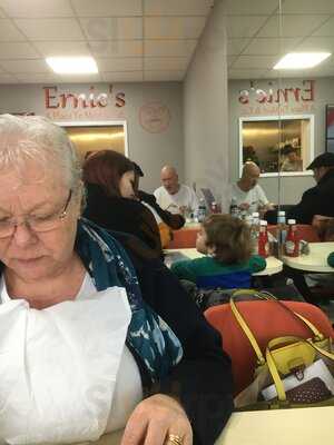 Ernies Cafe