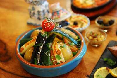 Momo's Arabic Restaurant