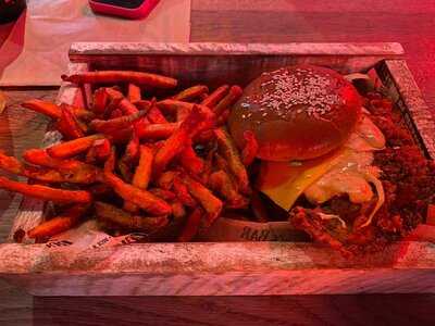 Buck's Bar - Trongate