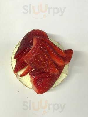 Piccolo At 42 North Hill