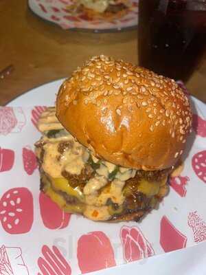 El Perro Negro Woodlands