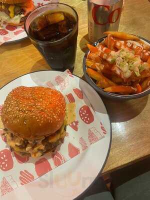 El Perro Negro Woodlands