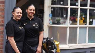 2 Sisters Coffee Lounge