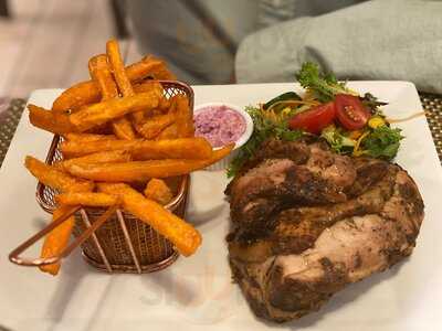 Reece's Bar And Restaurant