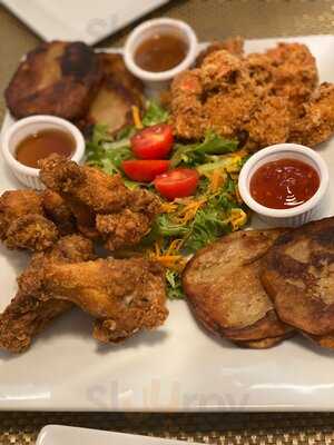 Reece's Bar And Restaurant