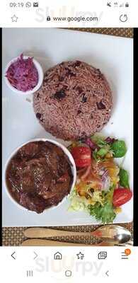 Reece's Bar And Restaurant