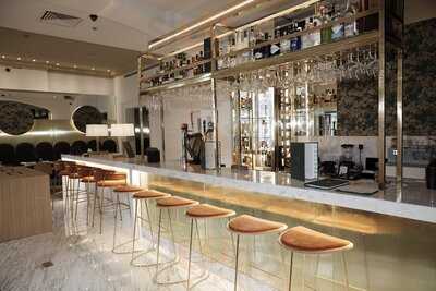 Sw7 Brasserie & Bar
