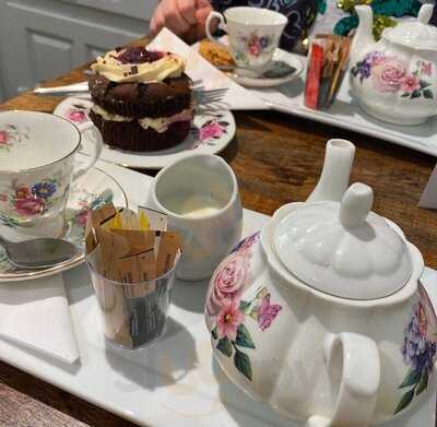 Madhatters Tea Room