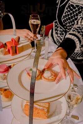Afternoon Tea At Cafe Royal