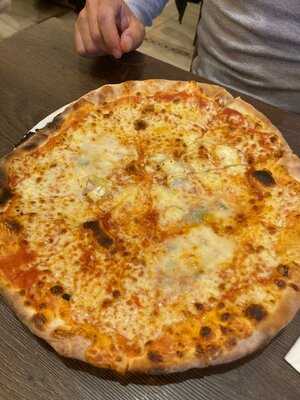 Nonna Selena Pizzeria