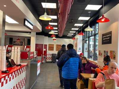 Five Guys St. Paul's