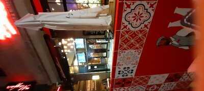 The Mayfair Pub And Kitchen