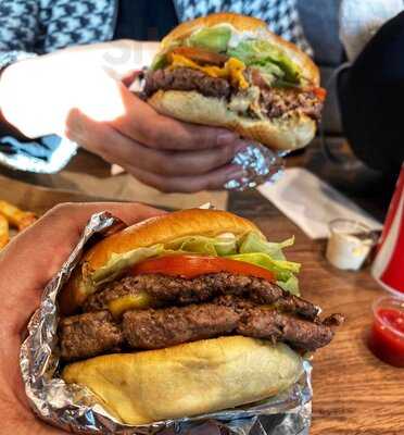 Urban Fresh Burgers & Fries - Herten Triangle