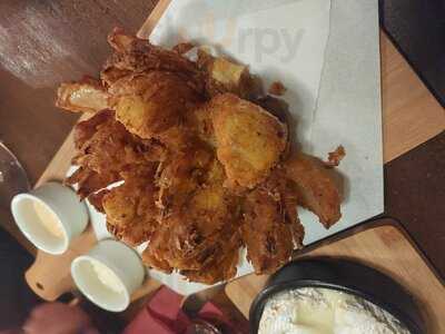 Olivio’s Coffee And Wine Lounge