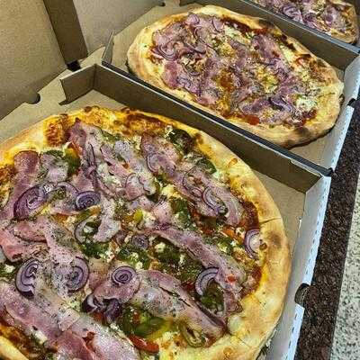 2bp Two Brother's Pizza