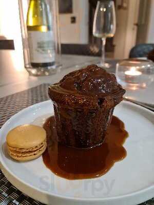 Restaurant At Strathaven Hotel