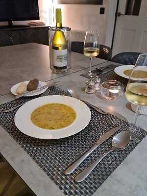 Restaurant At Strathaven Hotel