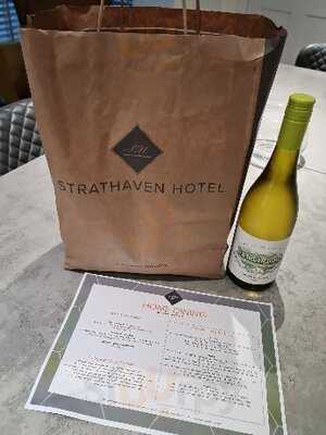 Restaurant At Strathaven Hotel
