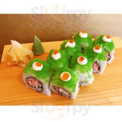 Takumi Sushi & Noodle Bar