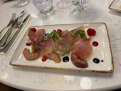 Nine B Restaurant And Bar