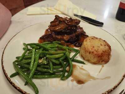 Nine B Restaurant And Bar