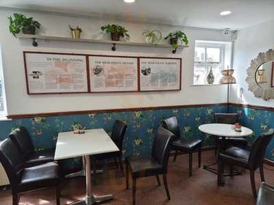 Turntable Cafe - Wansford Station