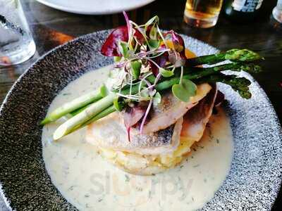 Aha Cafe Lounge & Restaurant