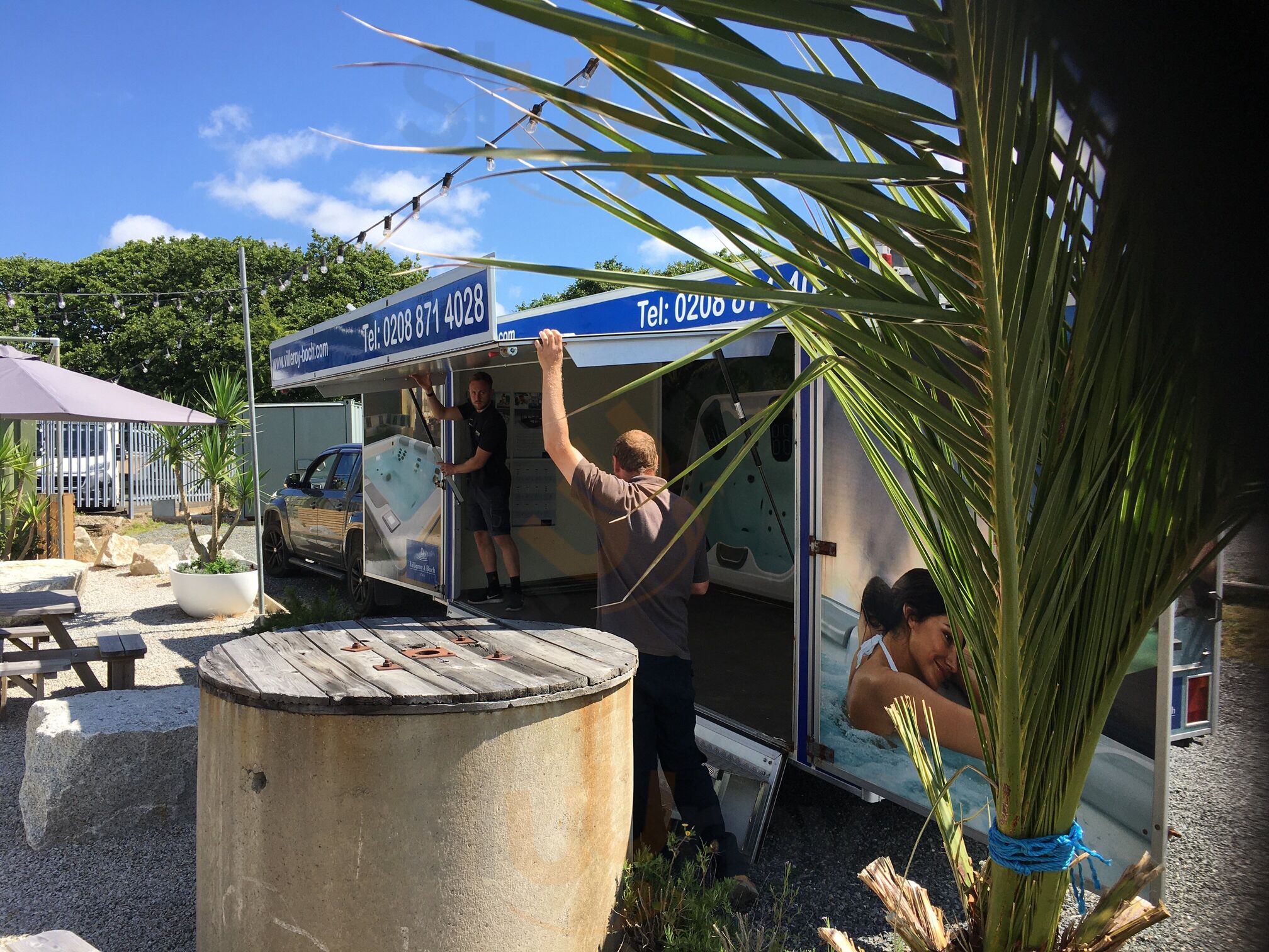 The Pizza Cabina