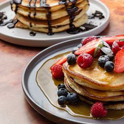 Back-a-yard Grill @ The Village Restaurant