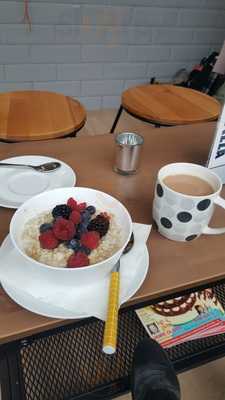 The Dean Bridge Deli