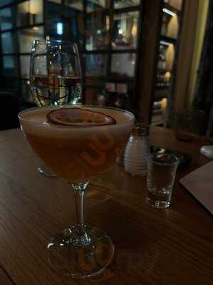 1751 Distillery Bar & Kitchen