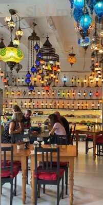 Arman's Wine & Coffee House